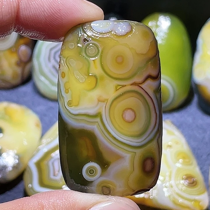 玛瑙/玉髓未镶嵌吊坠(不含链)