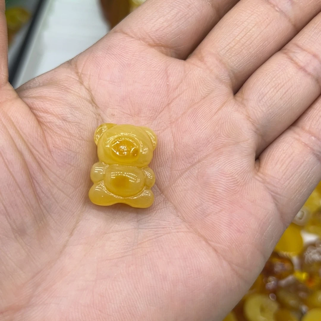 琥珀裸石未镶嵌心*琥珀