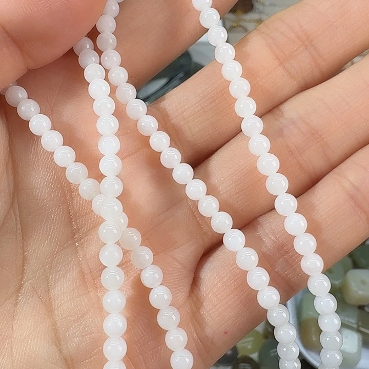 和田玉未镶嵌颈饰4mm