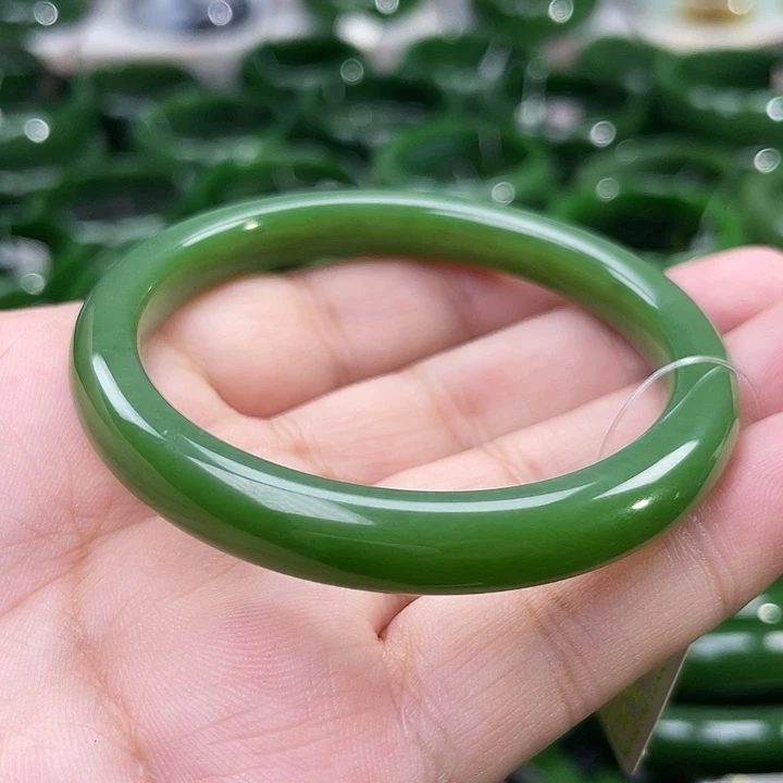 未镶嵌手镯和田玉（碧玉）