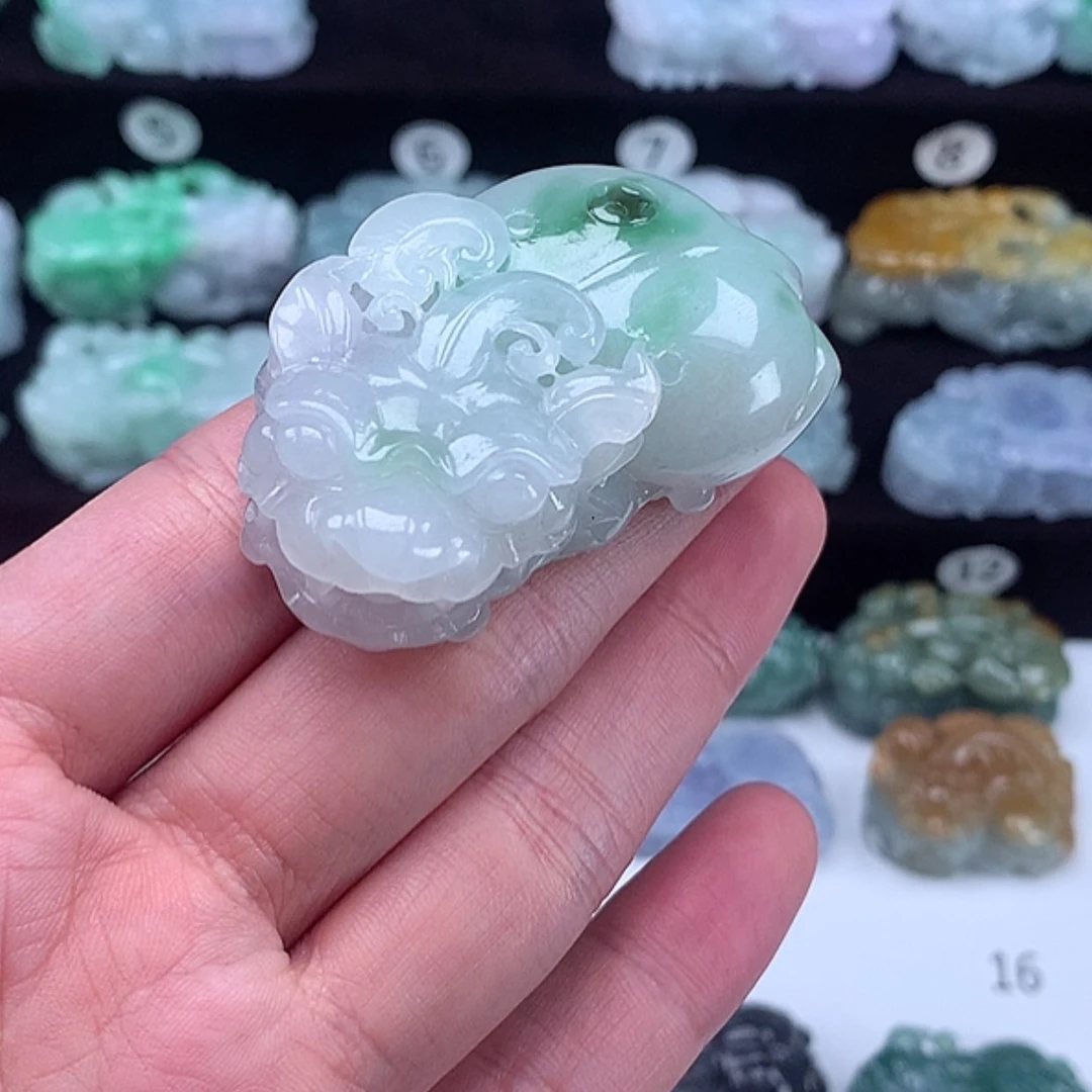 【闪购商品】翡翠颈饰未镶嵌貔貅
