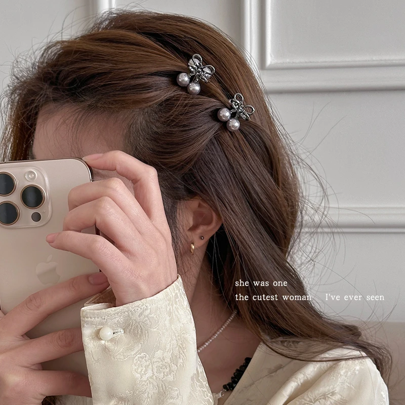 高级感灰色樱桃仿珍珠小抓夹女2025新款发卡半扎发夹刘海夹子bb夹