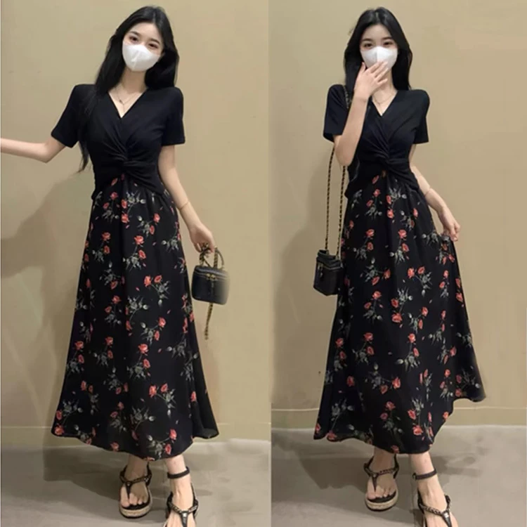2025夏日气质显瘦碎花裙女装设计感假两件新款大码胖MM藏肉连衣裙