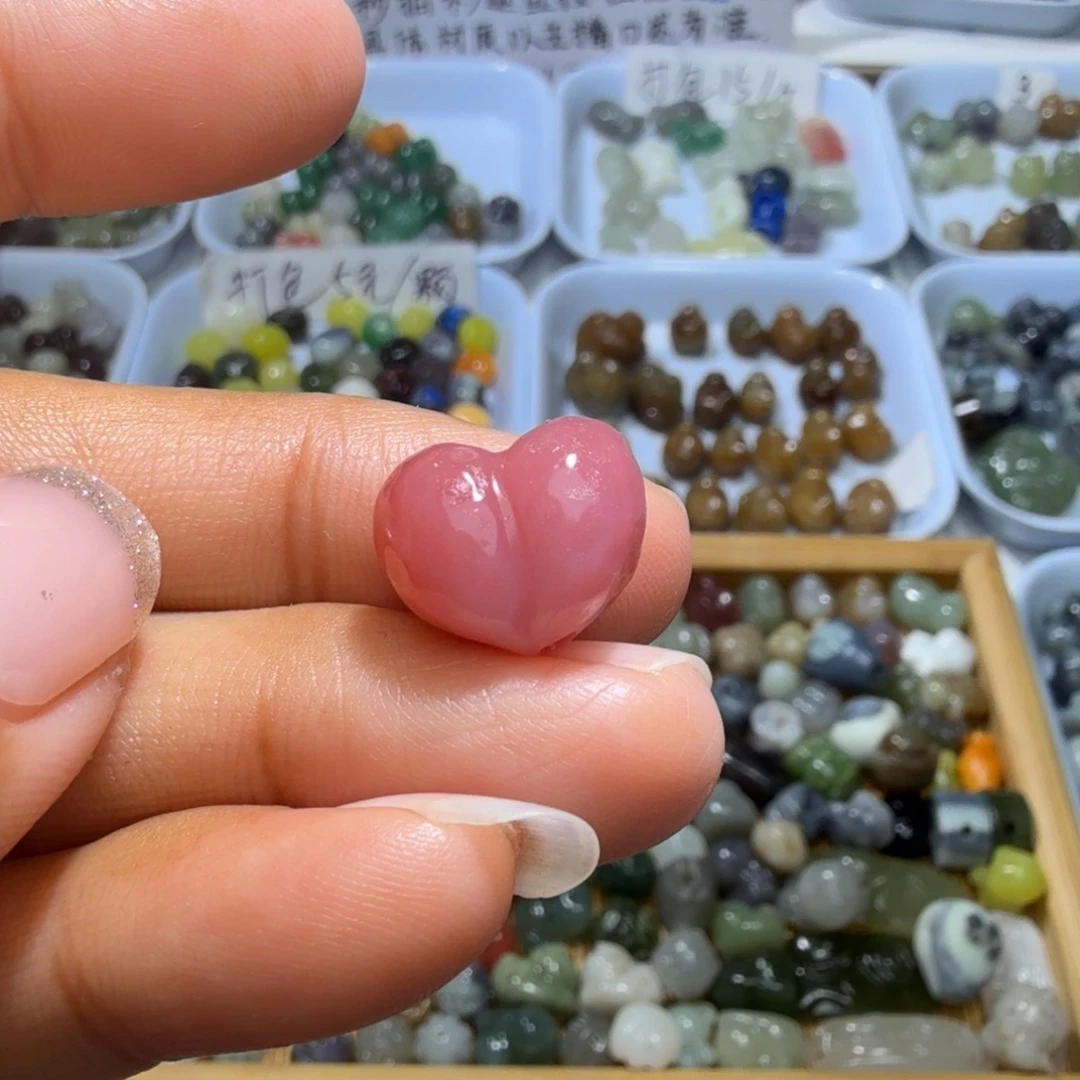 和田玉未镶嵌珠宝奇石