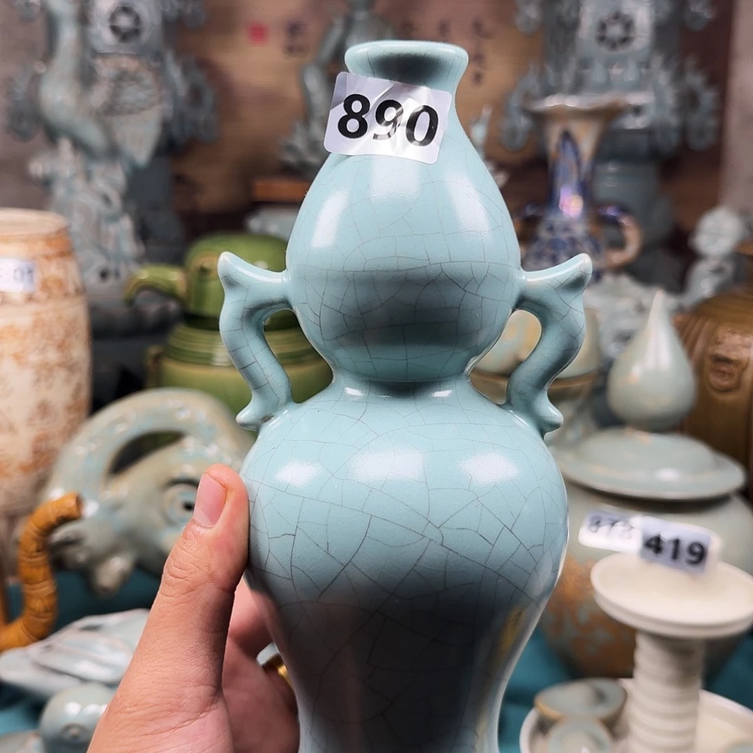 不哈哈哈哈7888989888