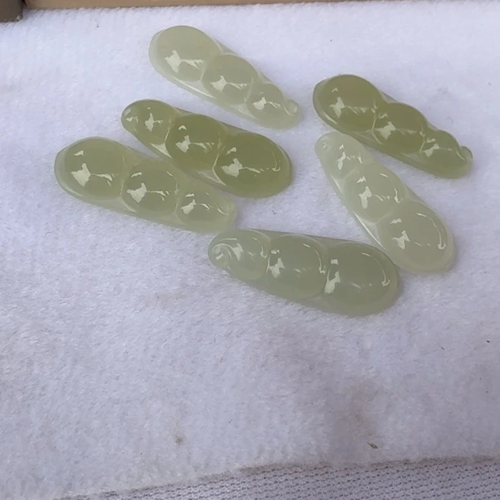 和田玉未镶嵌颈饰拍一发一