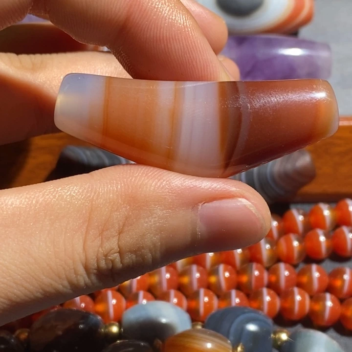 未镶嵌颈饰玛瑙/玉髓