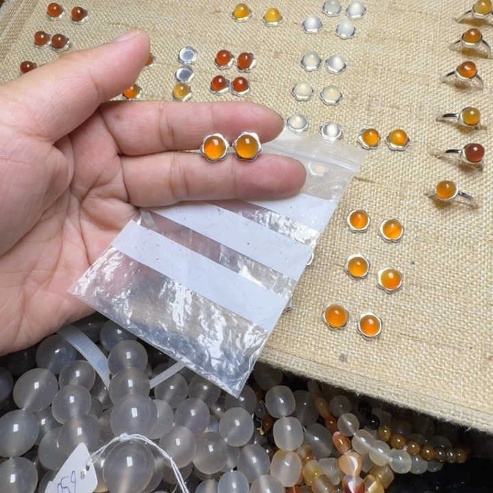 玛瑙/玉髓颈饰合金●****体002