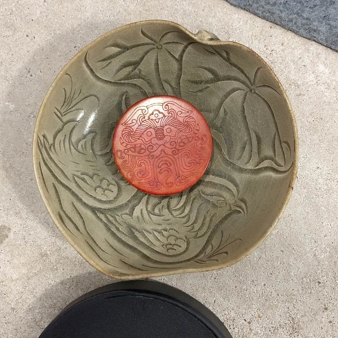 其他现代陶瓷工艺品