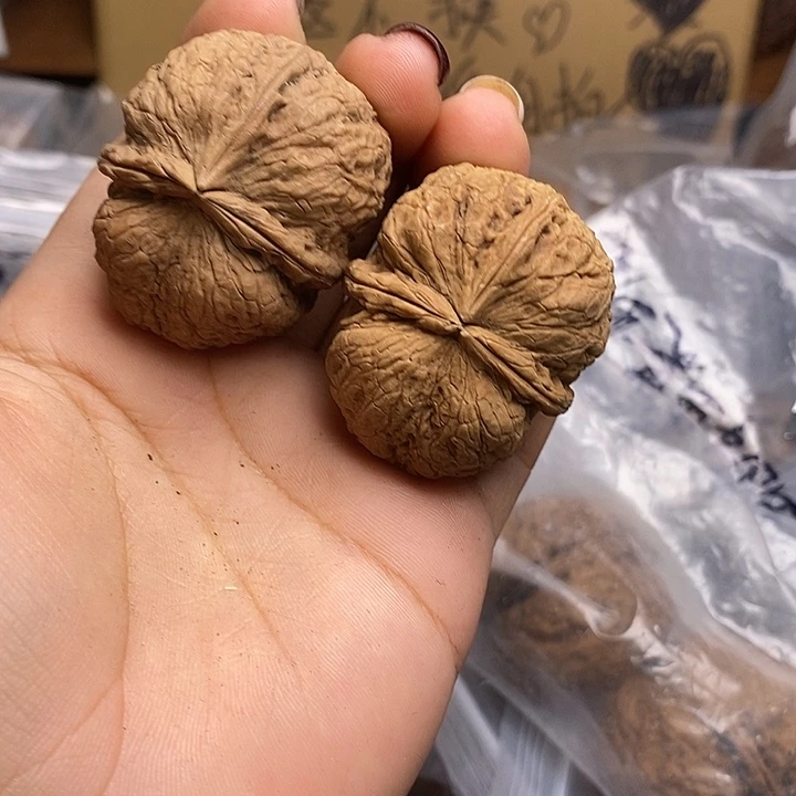 把件文玩核桃       69