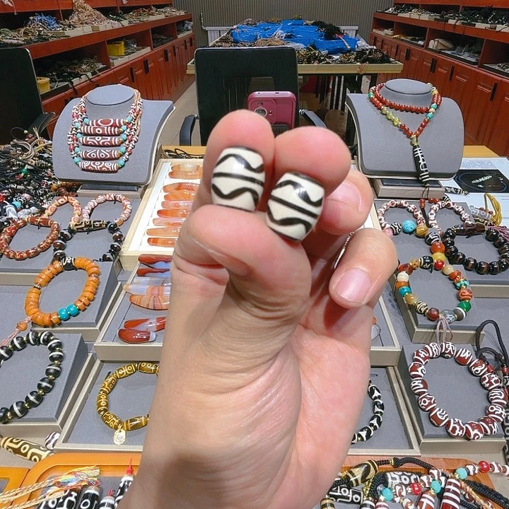 未镶嵌玛瑙/玉髓珠宝奇石