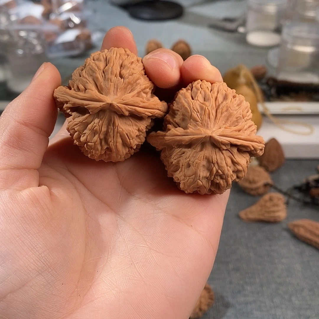 吊坠文玩核桃20号全品白狮子44尺