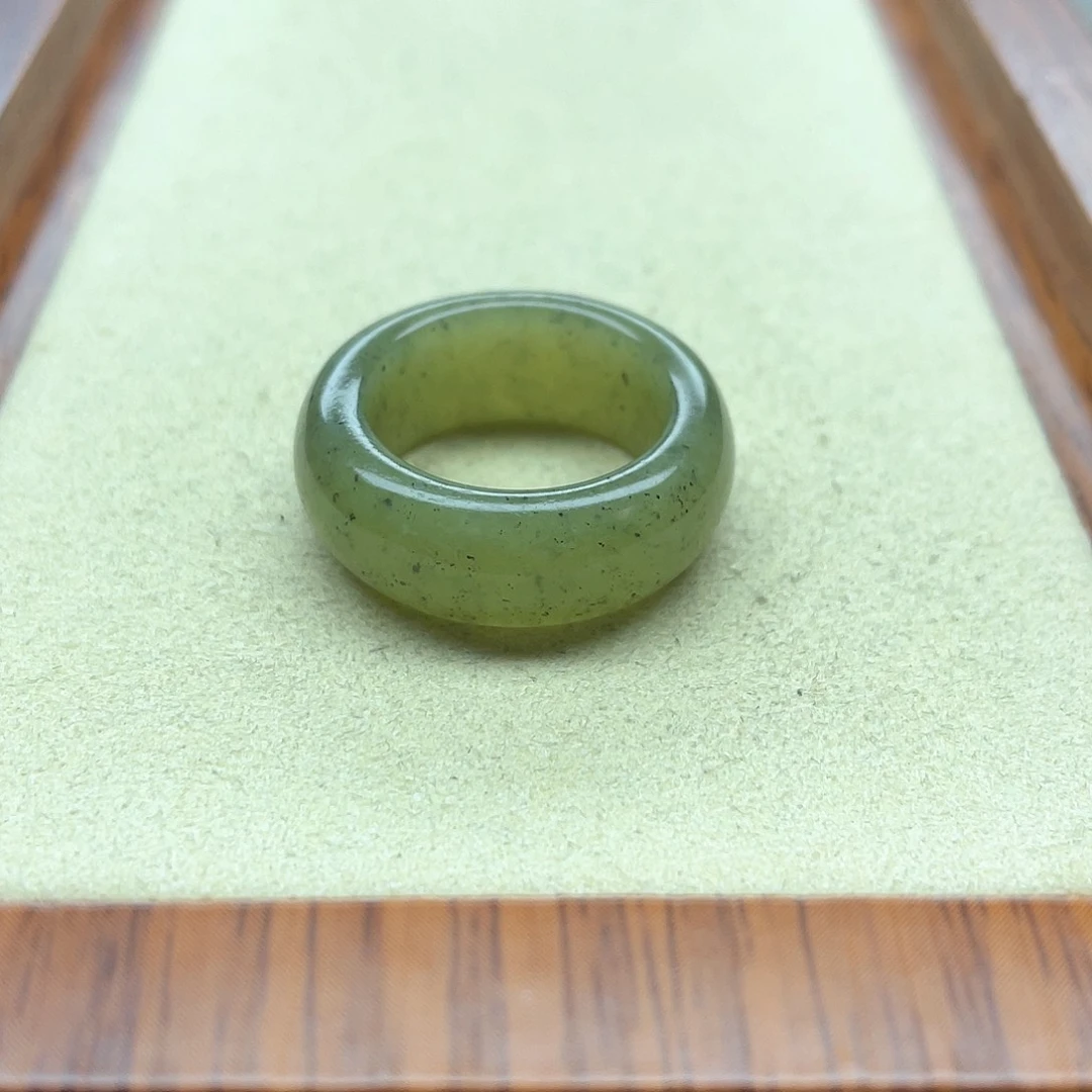 未镶嵌戒指和田玉22青花轮胎17码