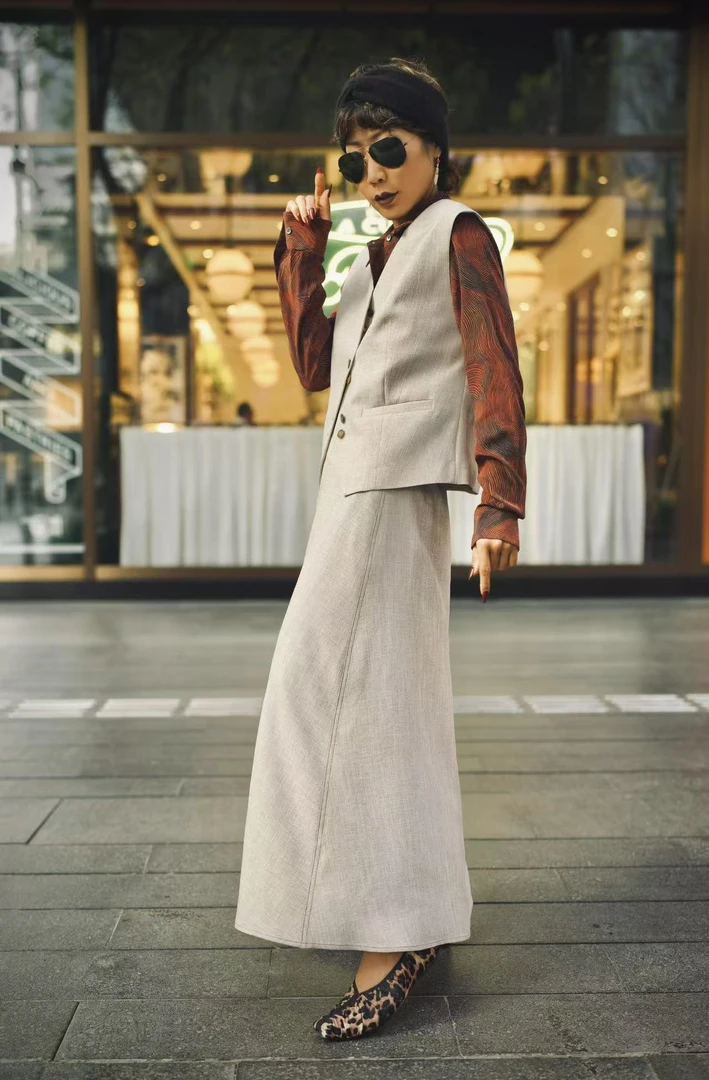 【Black Tiger】复古燕麦色进口醋酸纱线小众马甲半裙套装