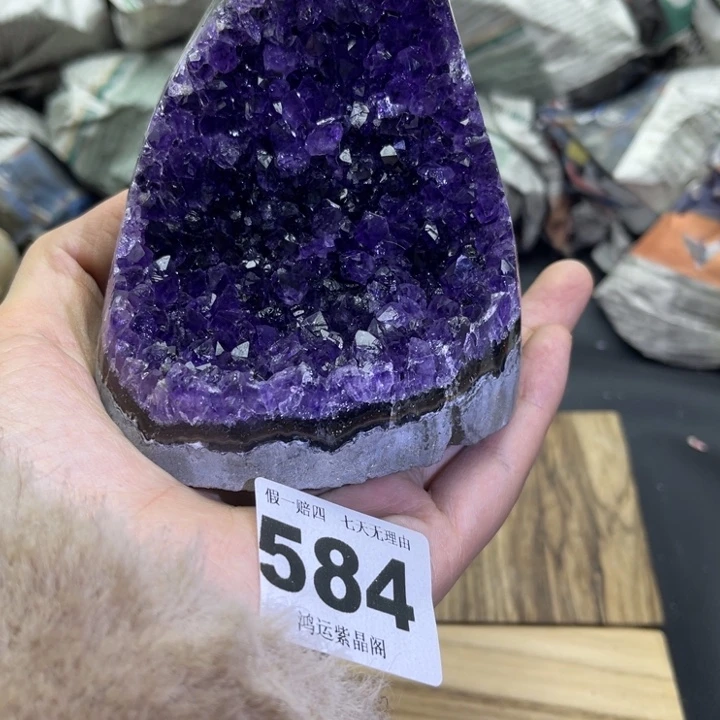 紫晶大型摆件（非配饰）未镶嵌