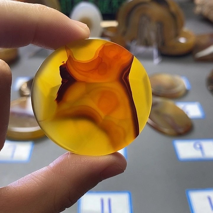 玛瑙/玉髓未镶嵌珠宝半成品56