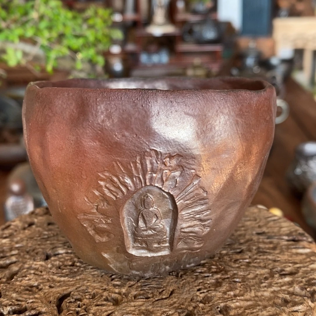 建水紫陶，纯柴烧全手工主人杯.手捏藏饰无相石窟