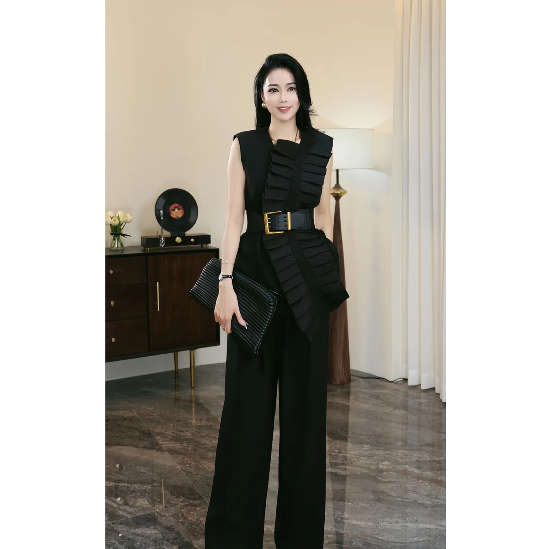 ZEROYK翎蔻 深圳南油显瘦气质高腰夏季黑色小众修身设计时尚套装