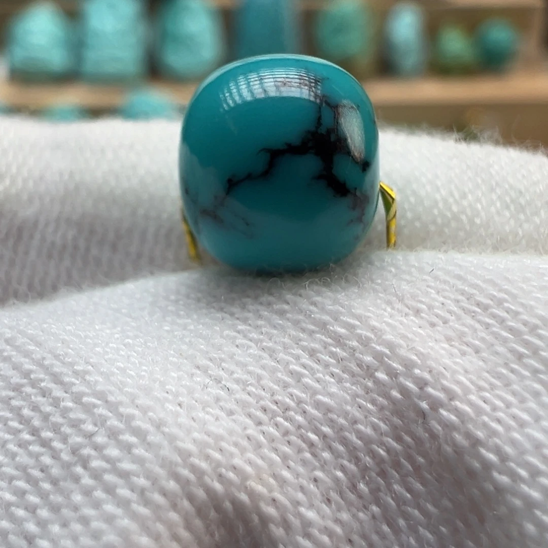 绿松石未镶嵌配饰8.3×7.3