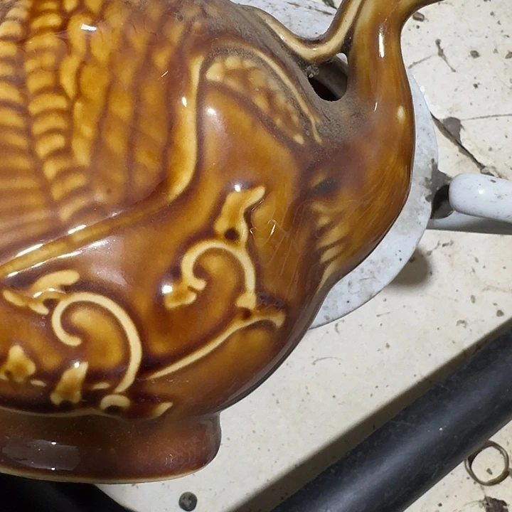 陶摆件攀登高峰艺术瓷器壶