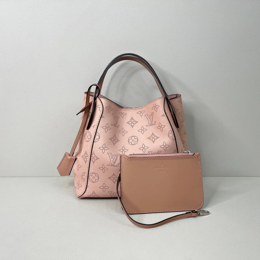 95新 LouisVuitton/路易威登 LV 月光女神hina粉色单肩包5989