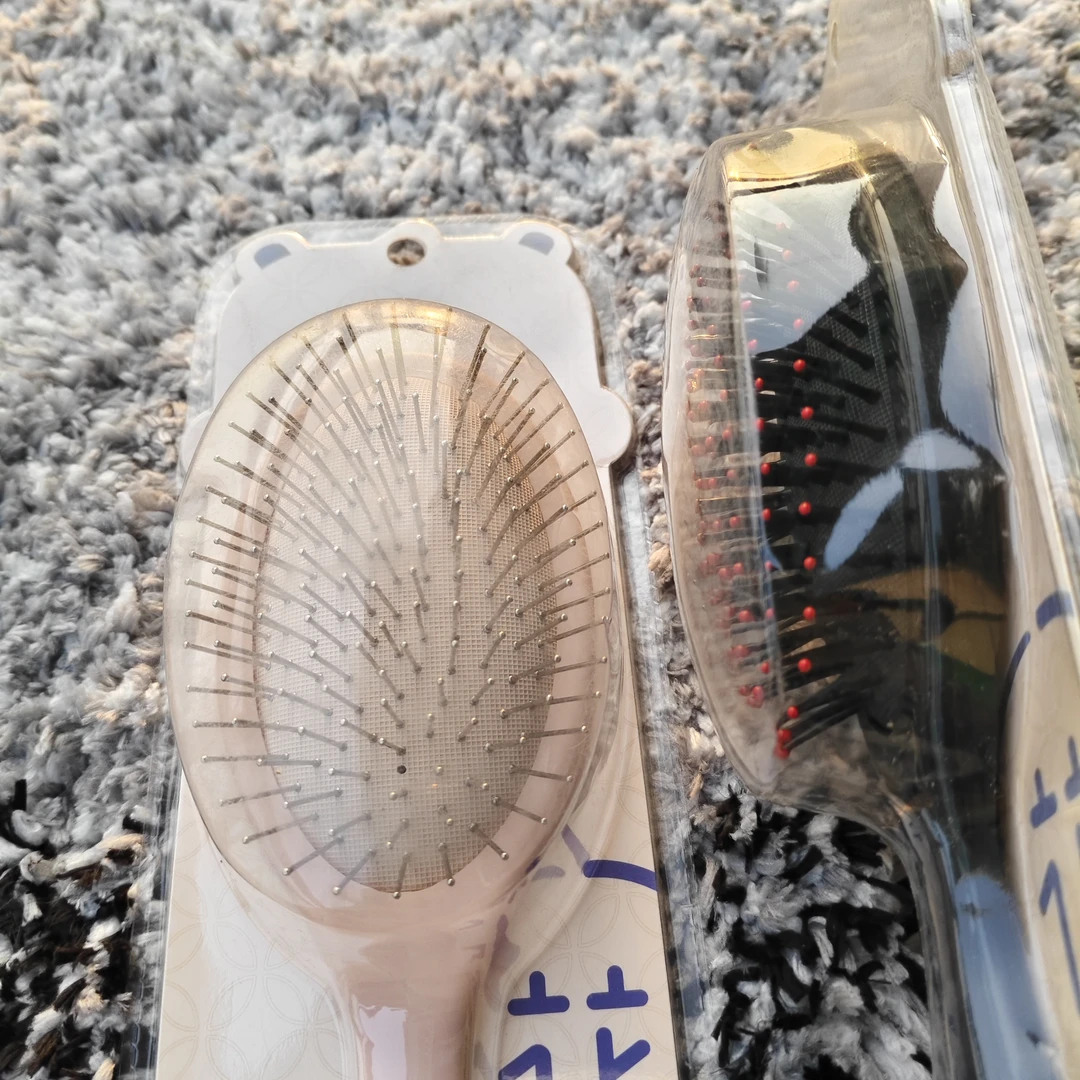 品牌家用便携按摩梳