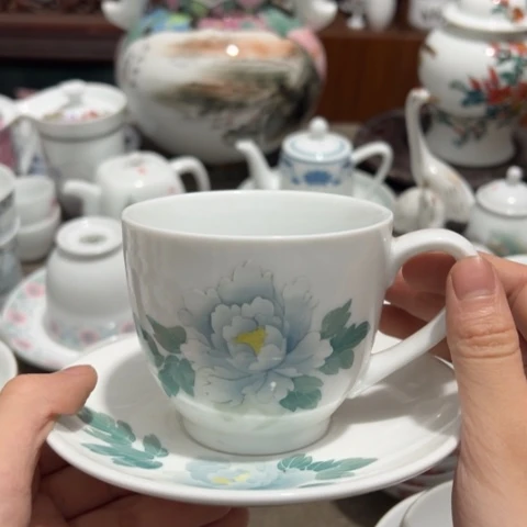 醴陵高温瓷釉下俩套与**袍