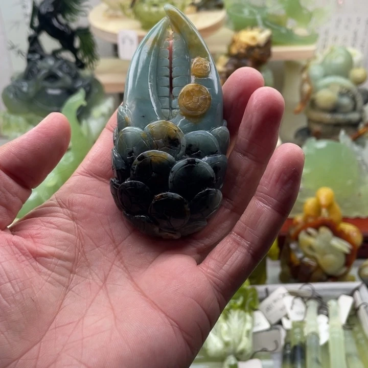 蛇纹石玉未镶嵌四大名玉手把