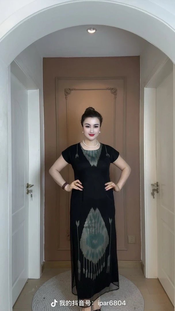 ZINNATAY 新款艾特莱斯连衣裙01