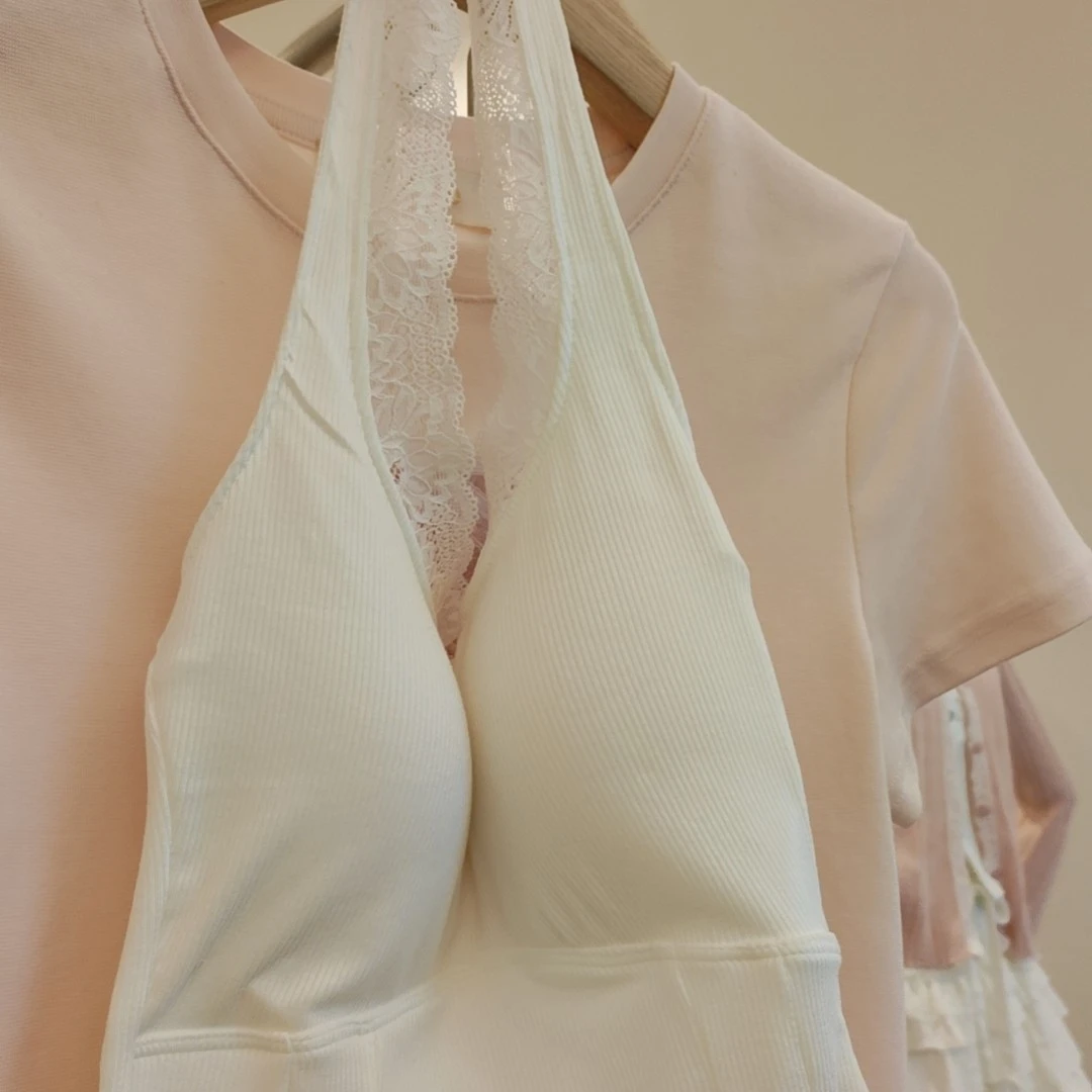 蕾丝吊带舒适时尚美背百搭打底女士