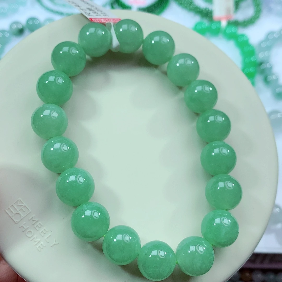大***e未镶嵌手链翡翠卡12