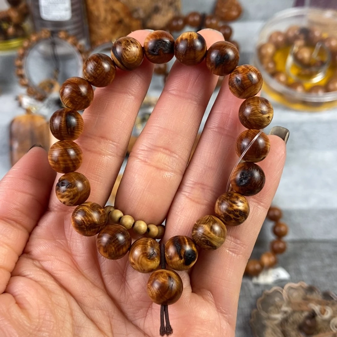 柏木（崖柏）手串/手链北太行高崖骨料樱子瘤碳化10 稀缺