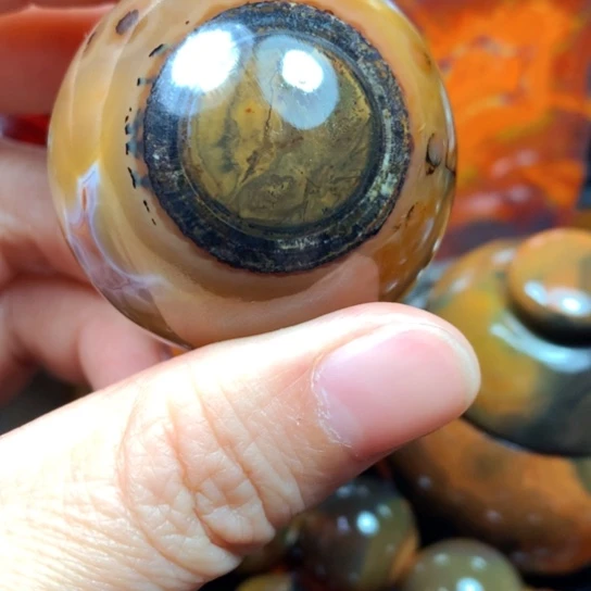 水***脊玛瑙/玉髓未镶嵌颈饰