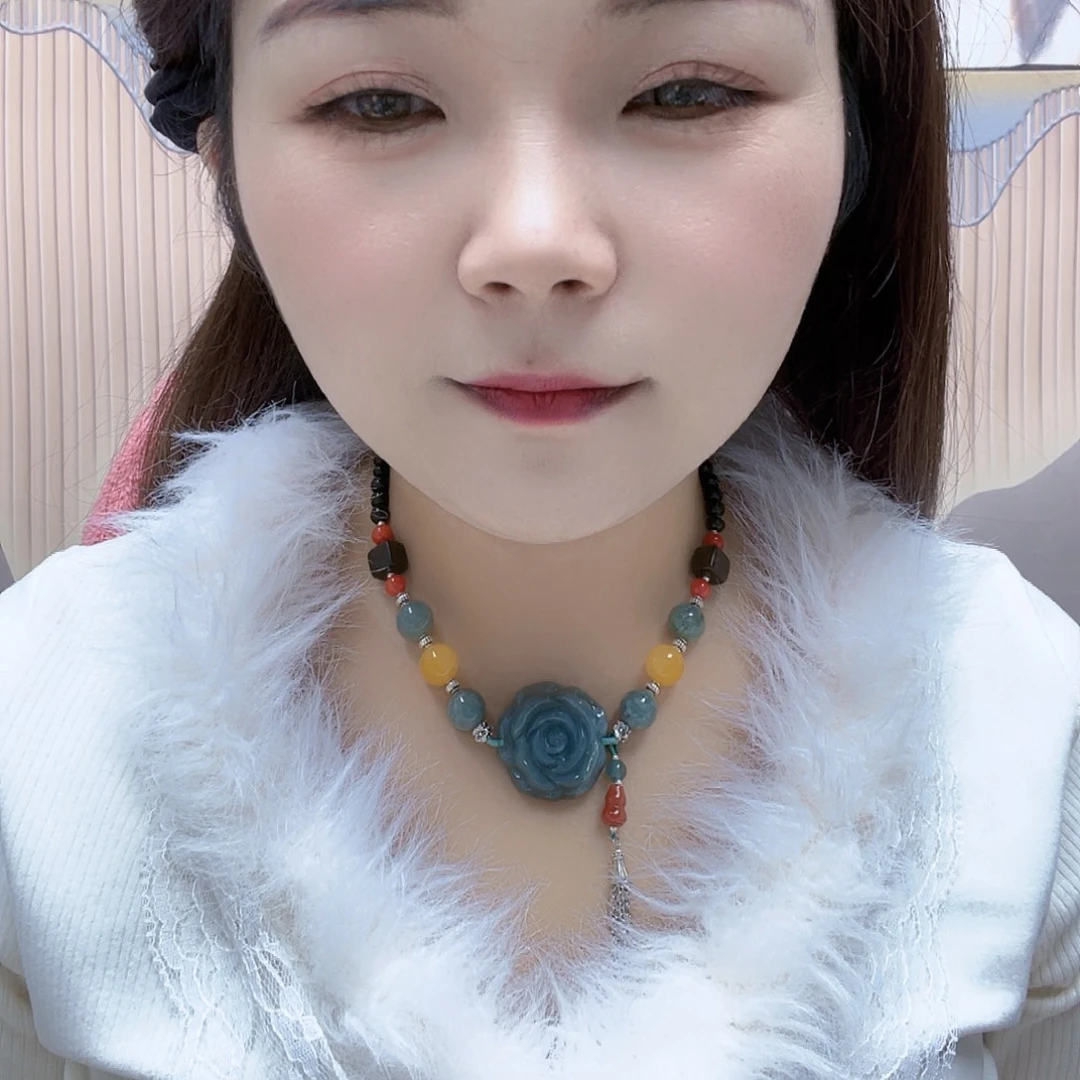 翡翠未镶嵌颈饰项链