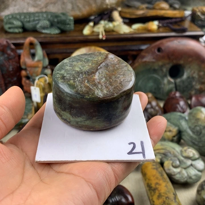 p***潘岫岩河磨玉（透闪石质玉）未镶嵌珠宝奇石