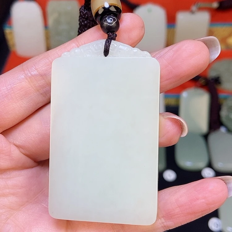 【闪购商品】颈饰未镶嵌和田玉