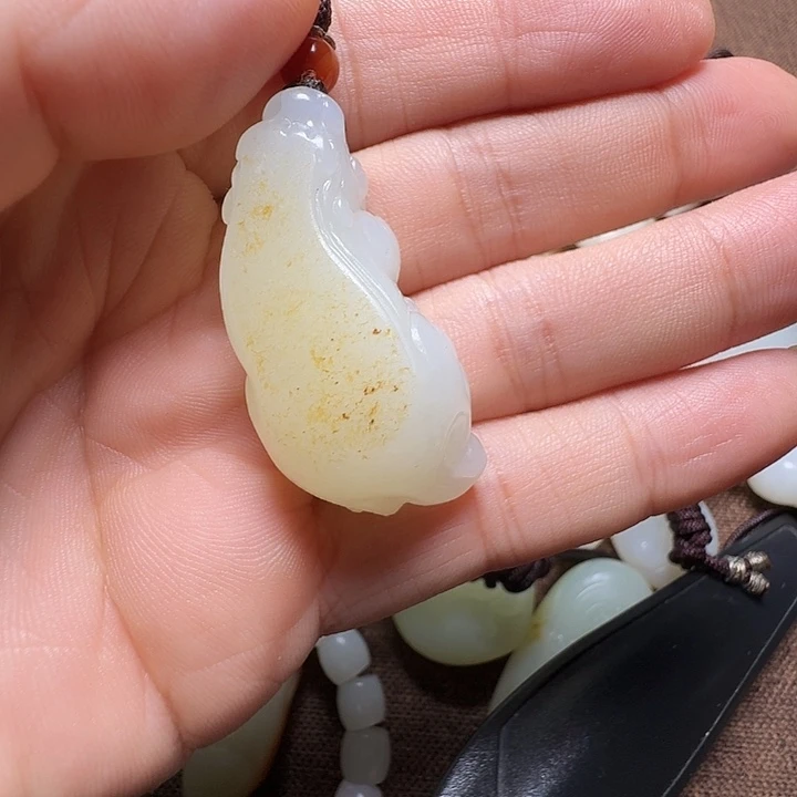 @***@和田玉未镶嵌颈饰