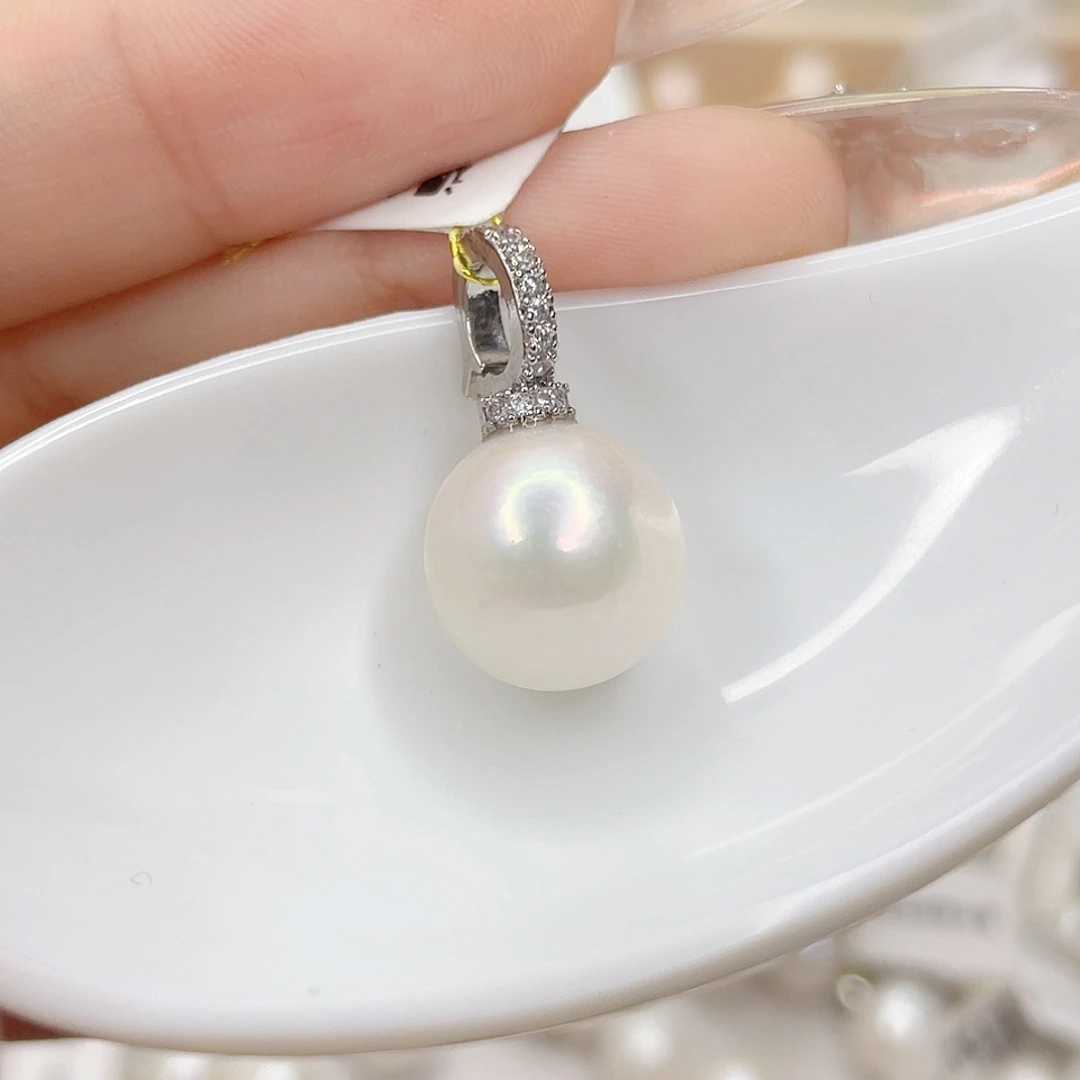 淡水珍珠未镶嵌吊坠(赠链)