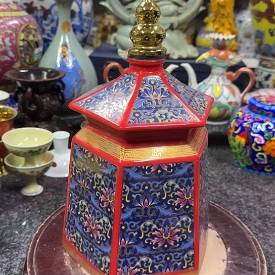 瓶摆件家居设计的设计