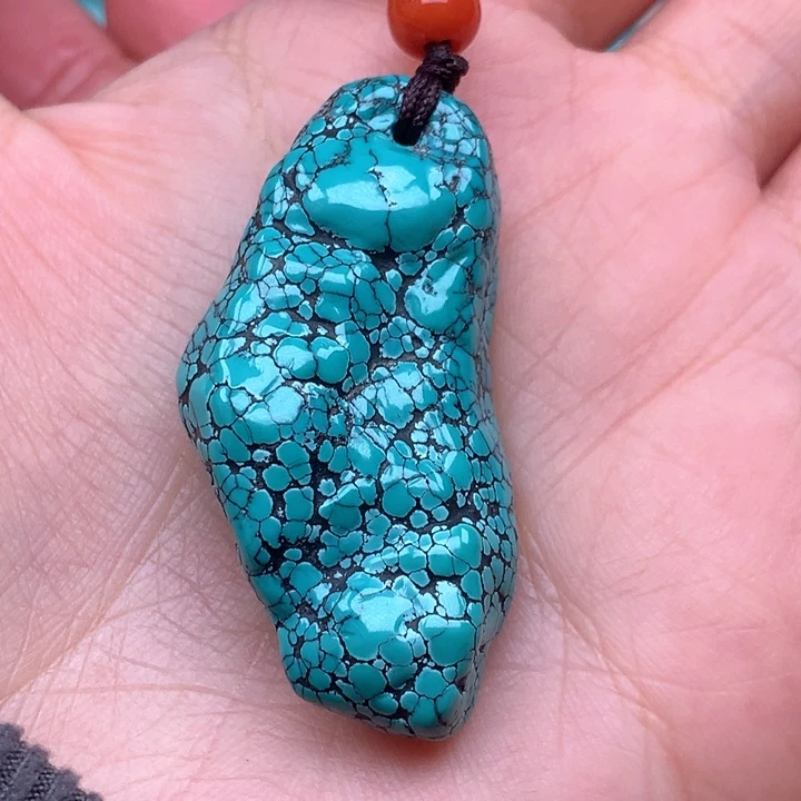 绿松石颈饰未镶嵌