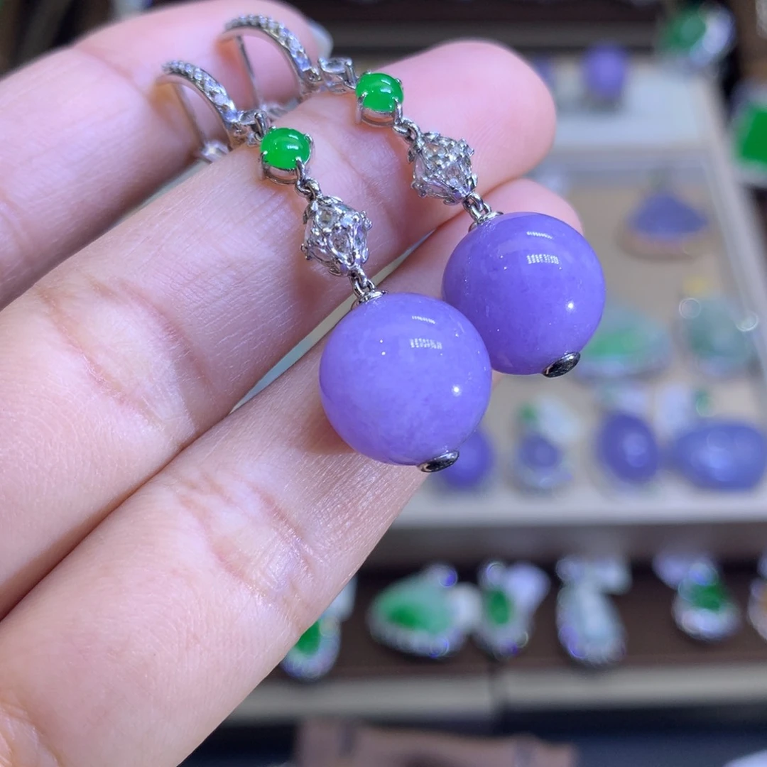 翡翠戒指18K金镶嵌翡翠