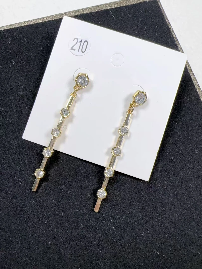 铜合金耳饰 百搭精致耳饰日韩气质简约原创耳钉镶钻个性优雅时尚