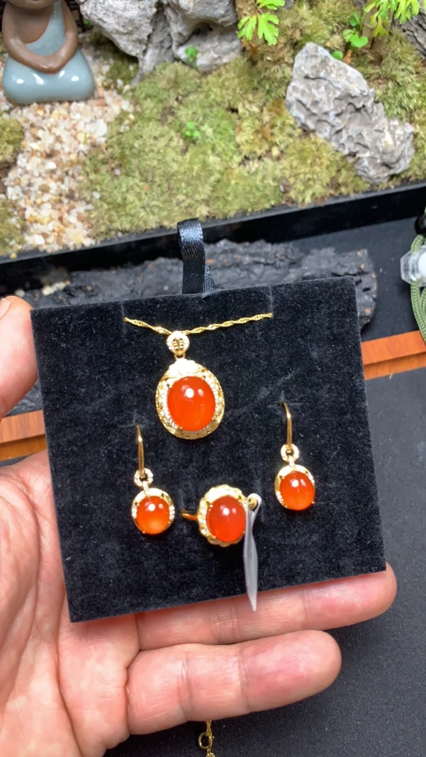 241221-17天然原矿南红冰红三件套