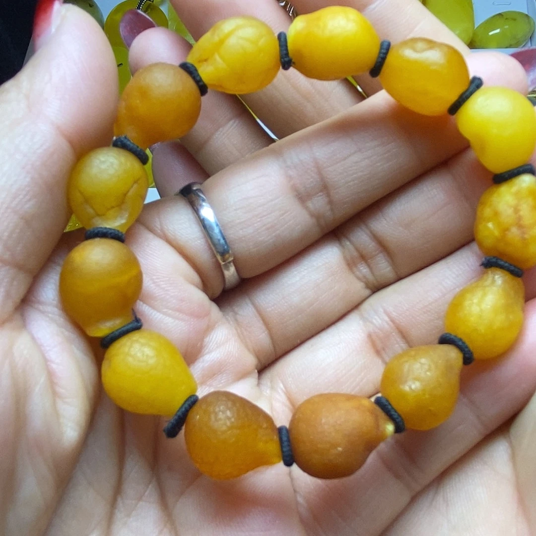 蜜蜡未镶嵌珠宝奇石