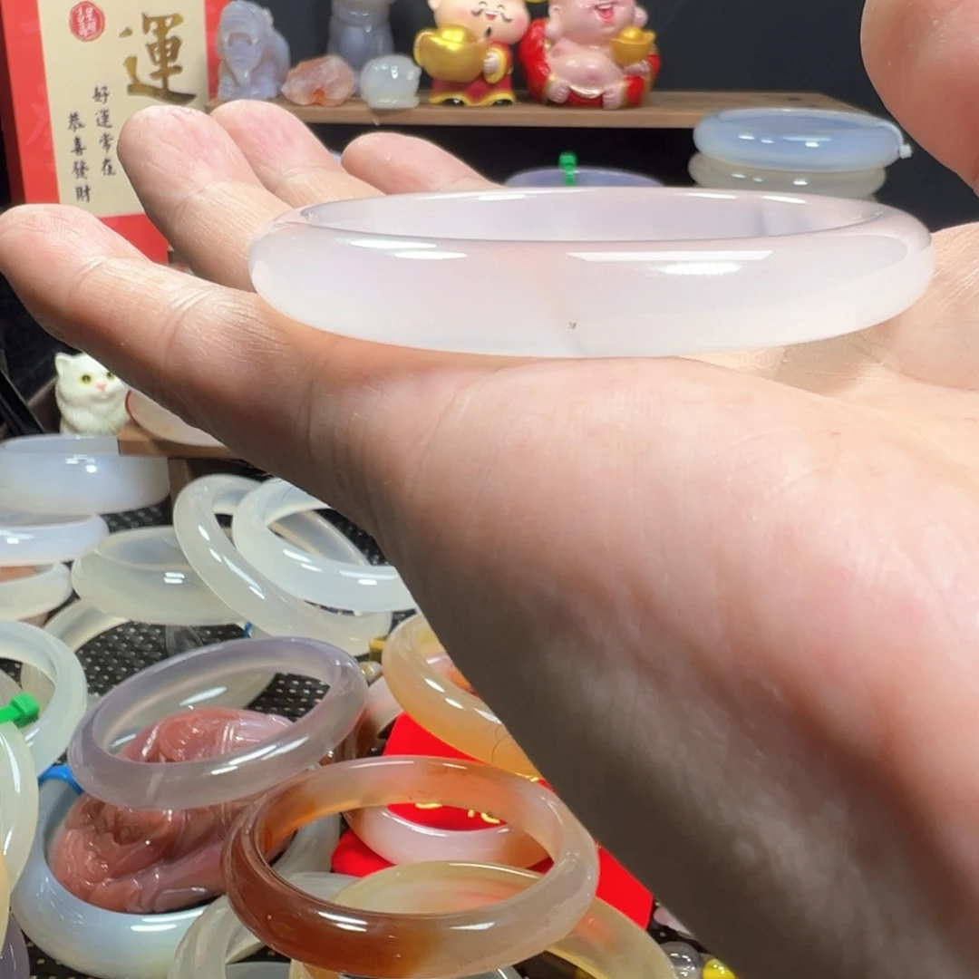 玛瑙/玉髓手镯未镶嵌