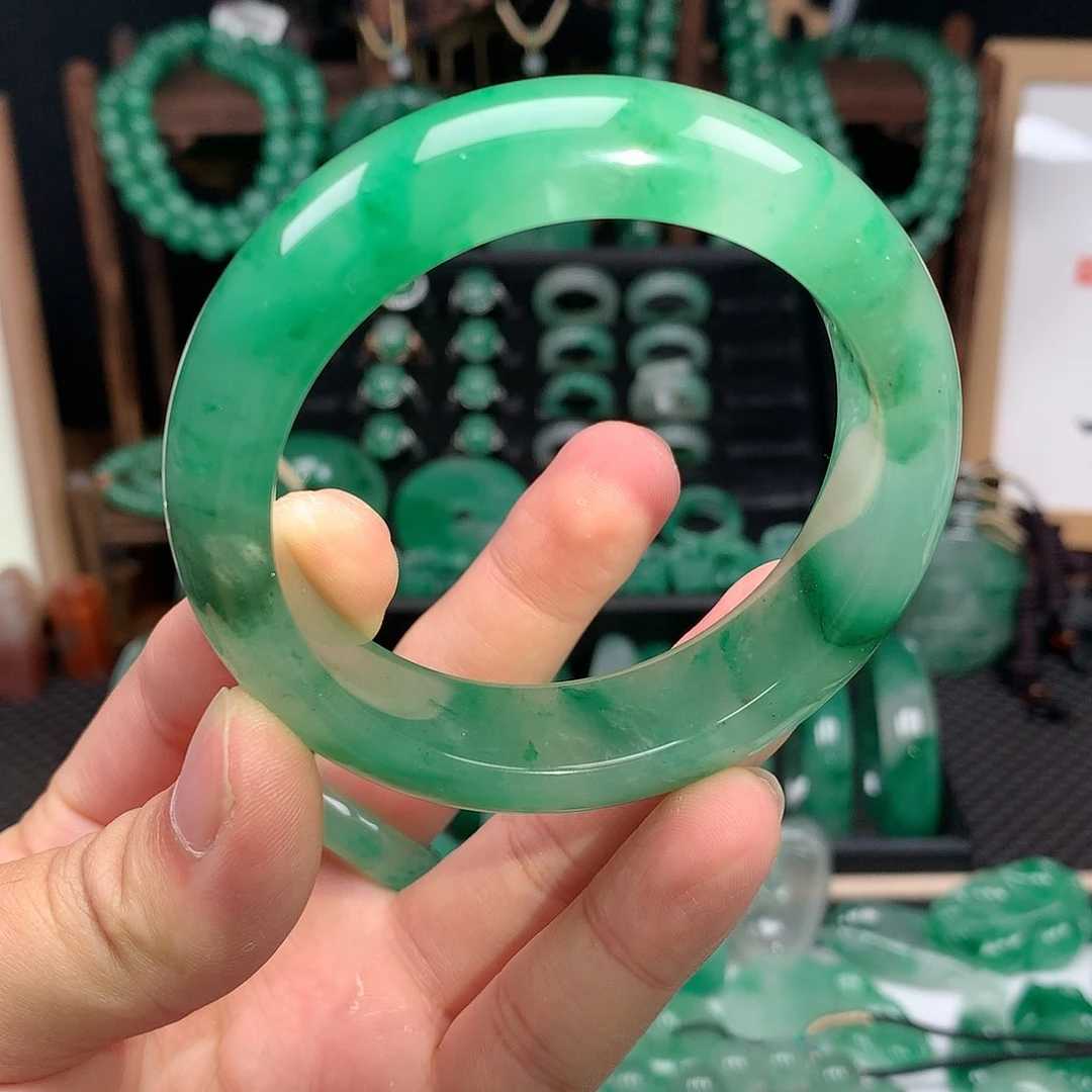 石英质玉手镯未镶嵌圈口55.8