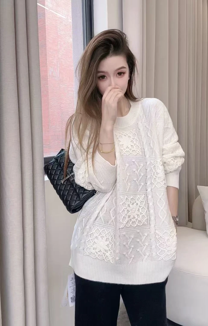 【白绒花织】轻奢251389-100山羊绒温柔时尚纯手工钩花针织套头衫