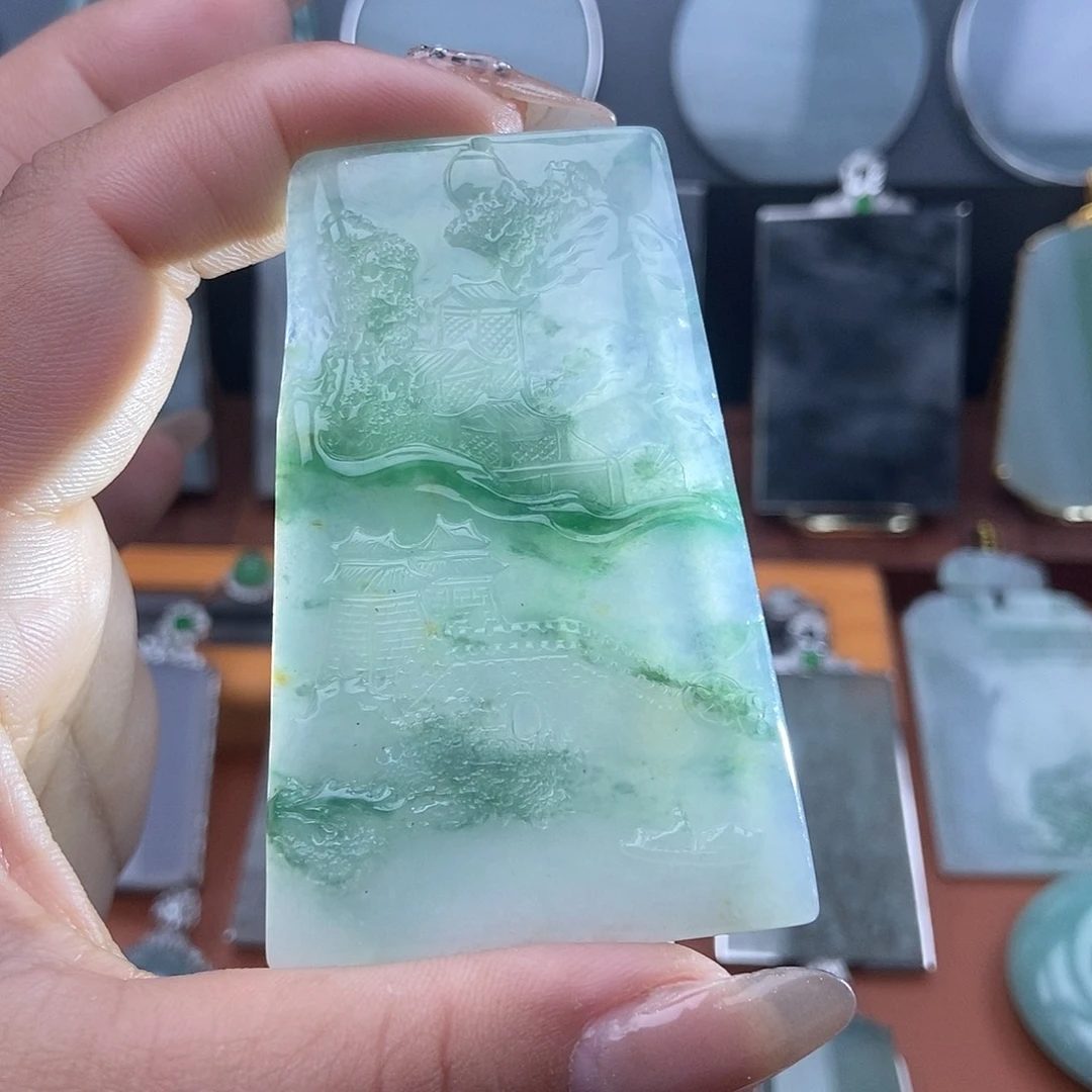 翡翠未镶嵌吊坠(不含链)