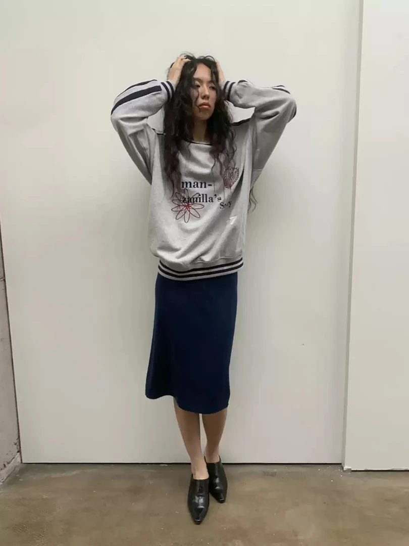 MANZANILLA设计师品牌斜肩撞色刺绣卫衣（no退，支持换款换码)