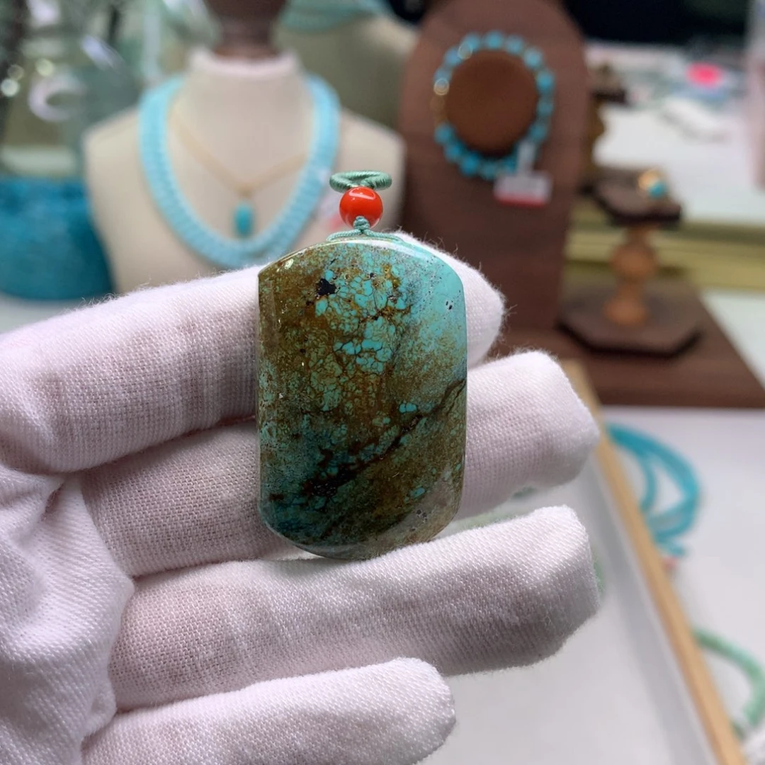 绿松石配饰未镶嵌